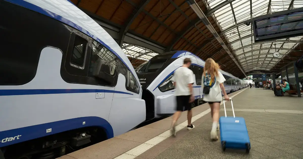 Pociąg PKP Intercity na stacji